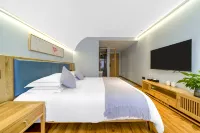 Floral Hotel·Jiuhua Mountain Yuanlai Mountain Residence Hotel (Huacheng Temple Zhantanlin Store)