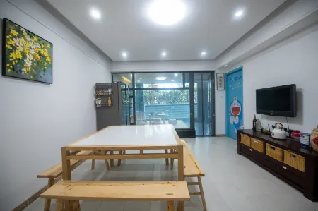 Yi'an Xiaolou B&B (Lushan Hot Spring Resort Branch) Отели рядом с достопримечательностью «Xiu Feng»