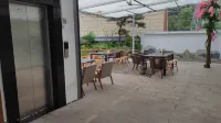 Shuxiang Mingyuan Homestay (Fanjingshan Scenic Area East Gate Branch)