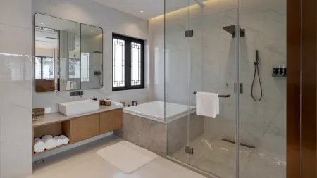 Wanda Vivid Premium Hot Spring Resort - Villa Family Vacation (Lingfeng Scenic Area, Anji) Отели рядом с достопримечательностью «Lingfeng Mountain Sceneic Area»