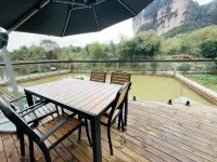 Longhushan Road Township Family Banquet Homestay Hotel di Guixi