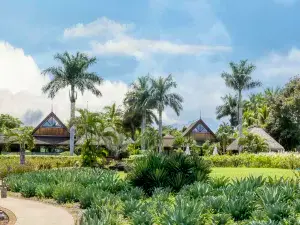Club Med Albion Villas