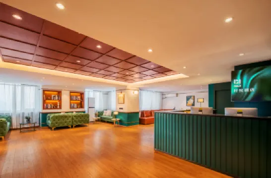 Xuanyue Hotel (Wuyi Square IFS International Financial Center) Hotels near Tianxin Tower