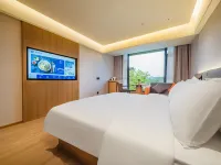 Starway Hotel (Zigong Zhangjia Garden Yuegui)
