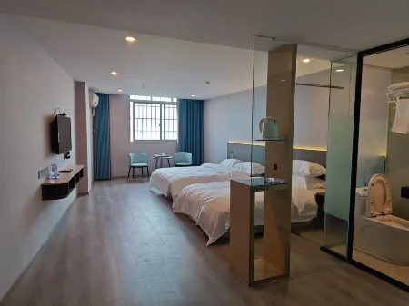 Xianyou Boting Hotel (Jiaowei Fenghuang Department Store) Отели рядом с достопримечательностью «Meizhouwan Vocational Technology College»