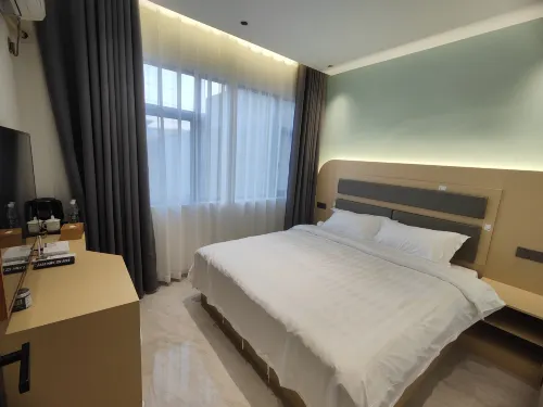 ANshun  not late homestay - vue sur la montagne