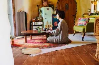 Chion's House Hotels in Onna