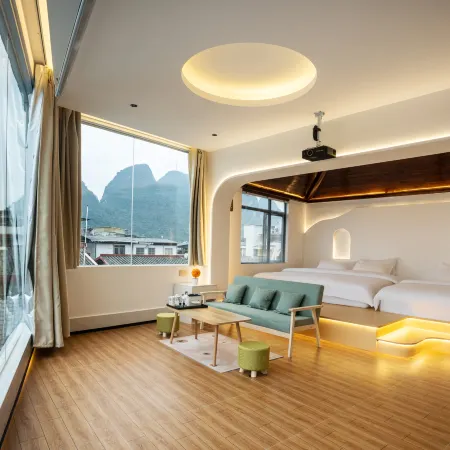 Yangshuo Fangxing Weiai Huayun Homestay (West Street Lijiang Branch)