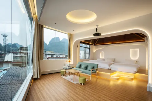 Yangshuo Fangxing Weiai Huayun Homestay (West Street Lijiang Branch)