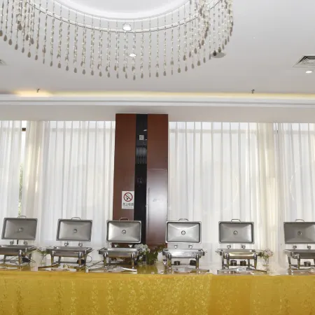 Zhenkang Loisse International Hotel