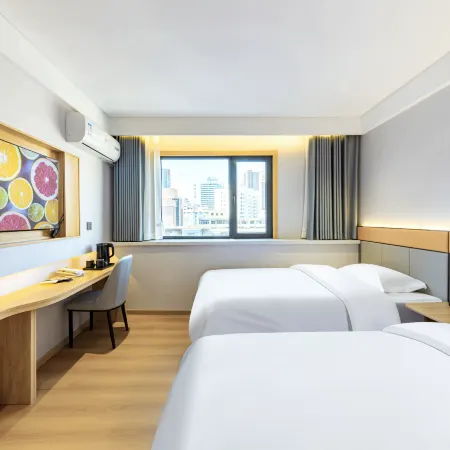 Jincheng Holiday Hotel