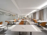 Yestour Hotel (Pingxiang Bus Terminal Vietnam Style Street) Hotels in Pingxiang