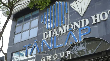 DIAMOND HOTEL Binh Duong