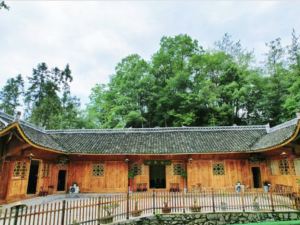 Hefeng Xiaokunlun Homestay