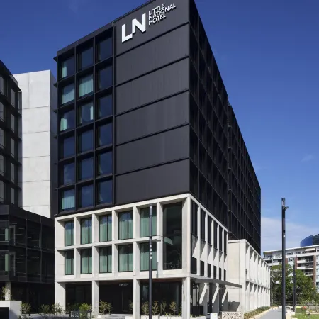 Little National Hotel Newcastle Отели рядом с достопримечательностью «Музей Ньюкасла»