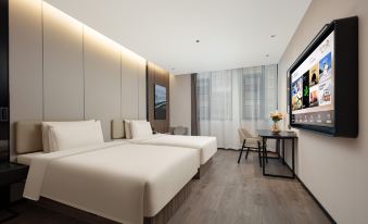 Taizhou Huangyan Atour Hotel