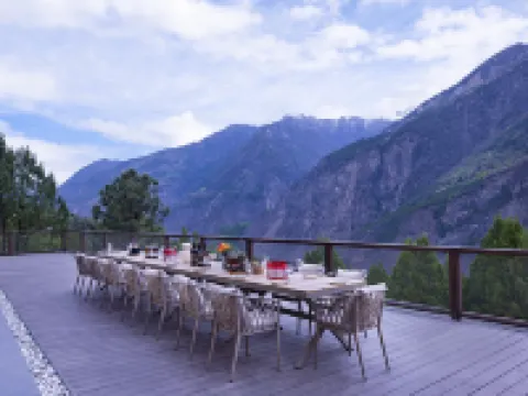 暮山映雪·私湯別院（丹巴甲居藏寨店） 丹巴酒店