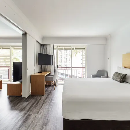 Novotel Cairns Oasis Resort