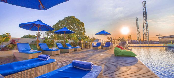 J4 Hotels Legian Hotele w: Bali
