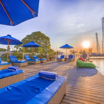 جا 4 هوتلز ليجيان Hotels near سكاي غاردن