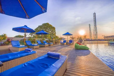 J4 Hotels Legian Hotel dekat 5GX Bali