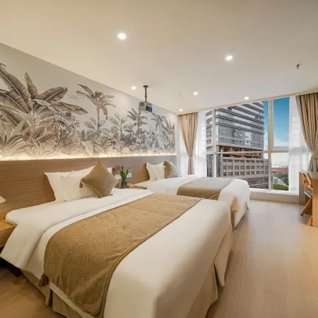 Chongqing Yanyu Hotel (Jiefangbei Pedestrian Street Hongyadong Branch)