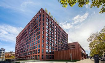 Taoyi Dongjiao Hotel (Taoxichuan Cultural & Creative Block · Sculpture Porcelain Factory Branch)