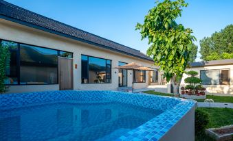 Shiyi Chenyuan B&B