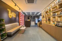 MANNSIC Hotel (Beijing Nongda Liudaokou Subway Station) - Romantic