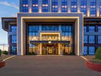 Jinjiang Metropolo Hotel (Hami Railway Station Branch) 하미 호텔