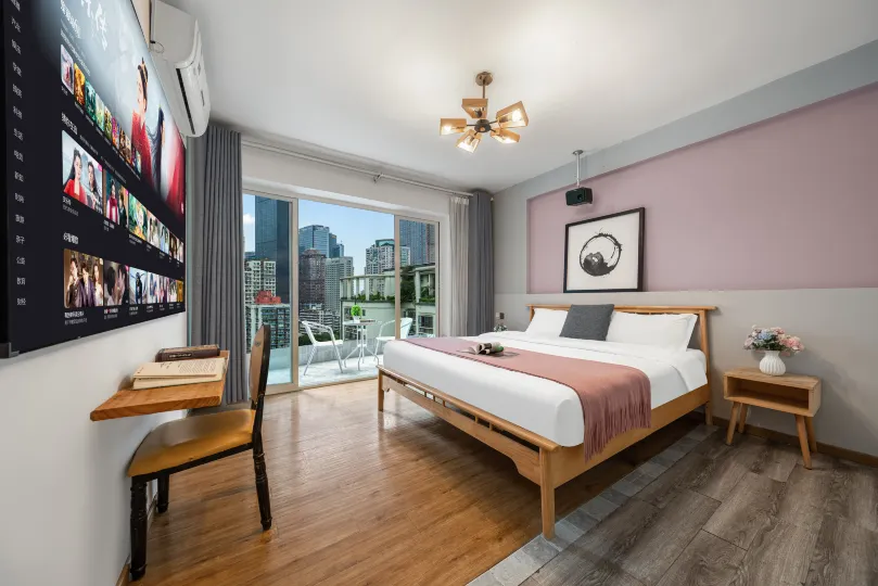 Yu Nian City Homestay (Chongqing Jiangbei International Airport T2 Terminal Subway Station Store)