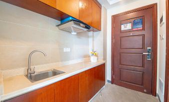 Hailuo Vacation Apartment (Yangjiang Hailing Island Dajiaowan Luozhou Seaside Park Branch)