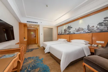 비엔나 호텔 (창롱 다시강 가든 지점 판위 광저우)