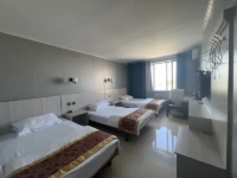 YueHao Hotel