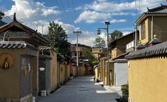 Yuexi Midu Light Luxury Hotel