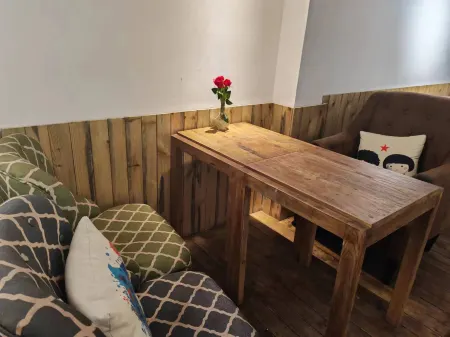 Miss Jiang's Inn and Inn Отели рядом с достопримечательностью «Pingle Ancient Town»