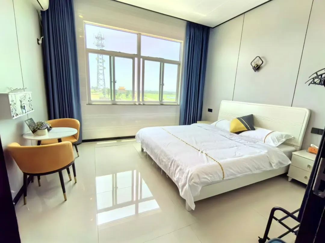 Yuan Yuan Cola · 1ive Leisure Resort Inn - Taiwan
