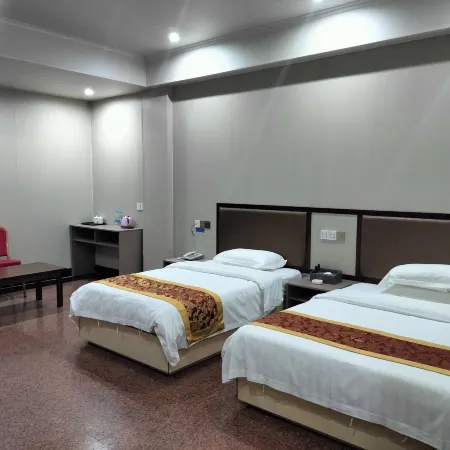 Yangchun Weilian Hotel