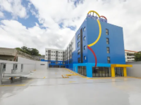 ホップ イン ホテル ダバオ ダバオのホテル