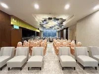 Hi Yes Hotel Hualien - 駐車場