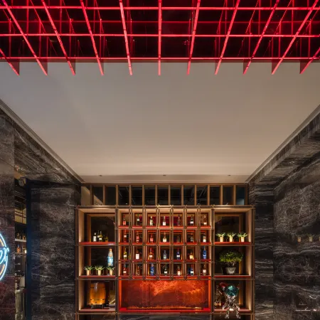 Luoyang Huamao Chunsong Hotel