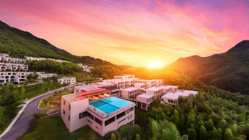 QILI YUNSHE GUOJIN RESORT HOTEL Hotels in Quzhou