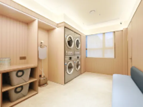 Hanting Hotel (Songjianghe Town, West Changbai Mountain Station) Hotels in Fusong