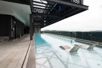 Mossaz Ango Suites Kuala Lumpur - Pool