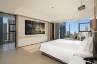 ELONG Hotel (Zhanjiang Bay Bridge Branch) Hotels in Zhanjiang