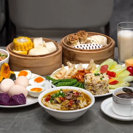 IU Intelligent Hotel (Chongqing Xiushan Railway Station Lantern Plaza Branch)