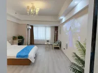 A lily wisdom hotel (Fuyang Yingzhou Wanda Store)
