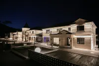 Fangyuan Li ·1897 Villa