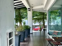 Hotel Villa Hotels near State Library