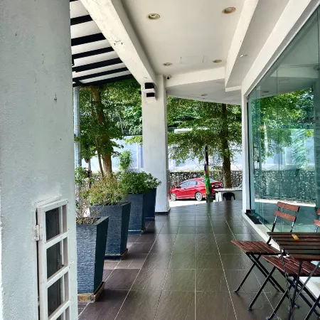 Hotel Villa Отели рядом с достопримечательностью «Парк с озером»